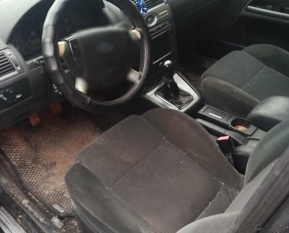 Черный Форд Мондео, объемом двигателя 2 л и пробегом 270 тыс. км за 2450 $, фото 5 на Automoto.ua