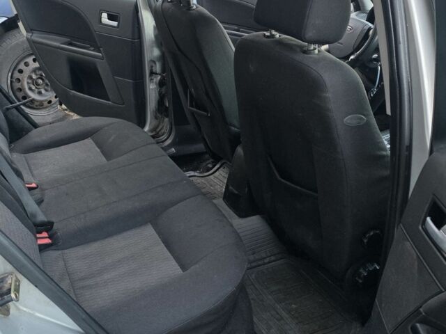 Чорний Форд Мондео, об'ємом двигуна 2 л та пробігом 333 тис. км за 1799 $, фото 10 на Automoto.ua