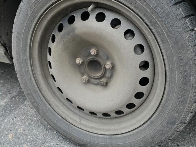 Чорний Форд Мондео, об'ємом двигуна 2 л та пробігом 333 тис. км за 1799 $, фото 16 на Automoto.ua