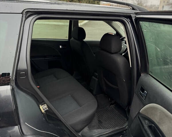 Черный Форд Мондео, объемом двигателя 1.98 л и пробегом 315 тыс. км за 3700 $, фото 10 на Automoto.ua