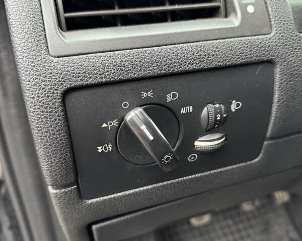 Черный Форд Мондео, объемом двигателя 1.98 л и пробегом 315 тыс. км за 3700 $, фото 21 на Automoto.ua