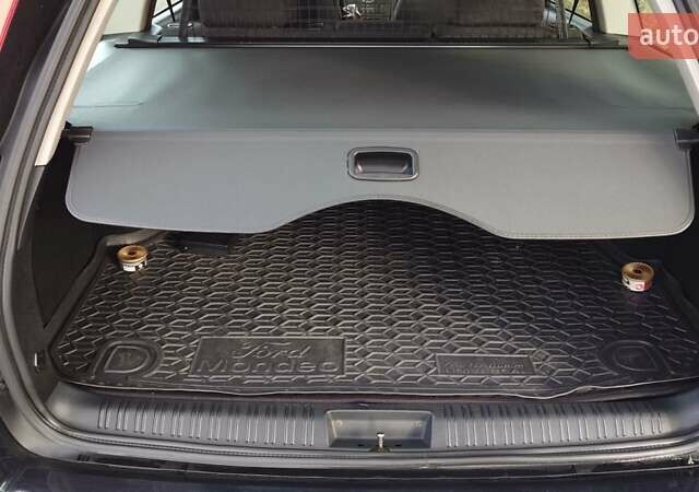 Черный Форд Мондео, объемом двигателя 2 л и пробегом 285 тыс. км за 4600 $, фото 22 на Automoto.ua