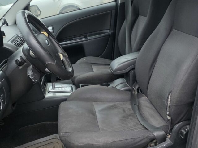 Черный Форд Мондео, объемом двигателя 2 л и пробегом 333 тыс. км за 1799 $, фото 18 на Automoto.ua