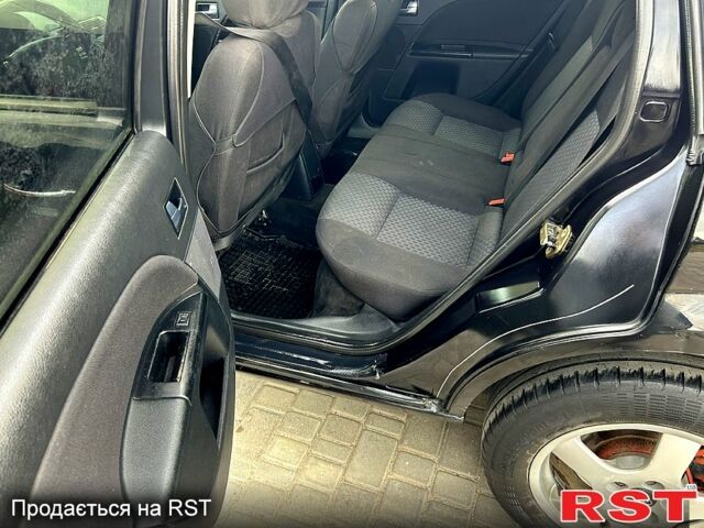 Черный Форд Мондео, объемом двигателя 2 л и пробегом 0 тыс. км за 3700 $, фото 5 на Automoto.ua