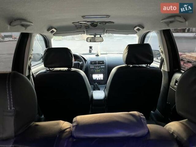 Черный Форд Мондео, объемом двигателя 1.8 л и пробегом 316 тыс. км за 3500 $, фото 9 на Automoto.ua