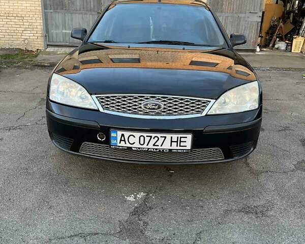 Черный Форд Мондео, объемом двигателя 1.8 л и пробегом 316 тыс. км за 3500 $, фото 3 на Automoto.ua