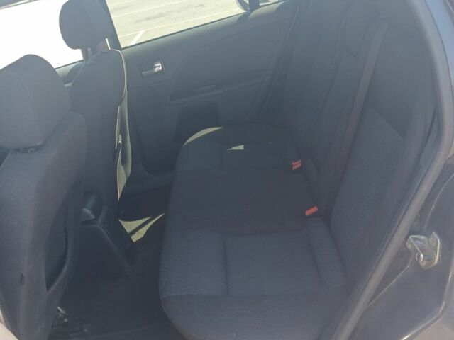 Черный Форд Мондео, объемом двигателя 2 л и пробегом 225 тыс. км за 3500 $, фото 6 на Automoto.ua