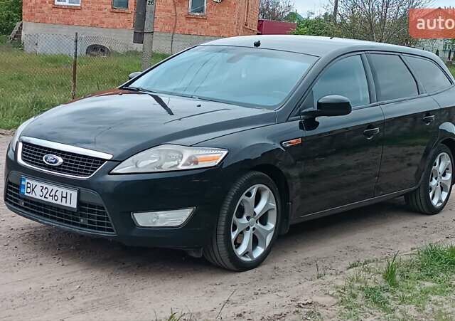 Чорний Форд Мондео, об'ємом двигуна 2 л та пробігом 272 тис. км за 5250 $, фото 10 на Automoto.ua