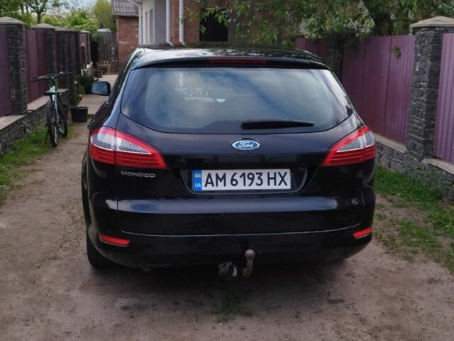 Черный Форд Мондео, объемом двигателя 1.6 л и пробегом 288 тыс. км за 6000 $, фото 7 на Automoto.ua