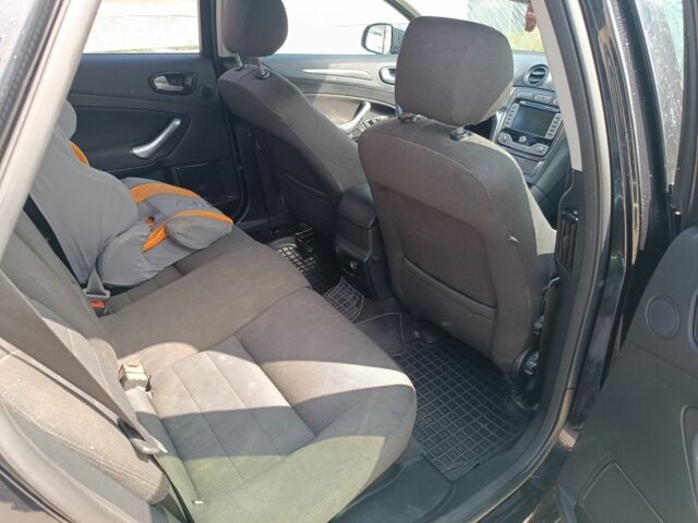 Черный Форд Мондео, объемом двигателя 2 л и пробегом 315 тыс. км за 5200 $, фото 5 на Automoto.ua