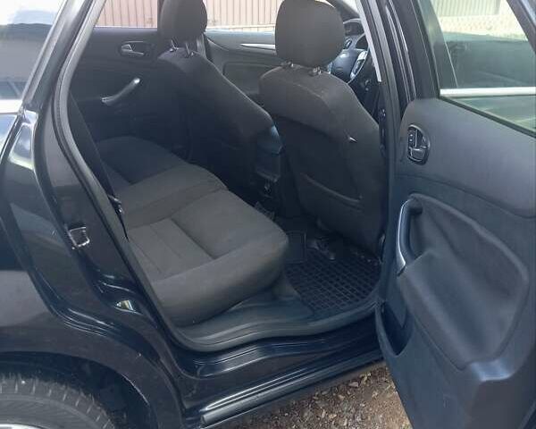 Чорний Форд Мондео, об'ємом двигуна 2 л та пробігом 317 тис. км за 4950 $, фото 9 на Automoto.ua