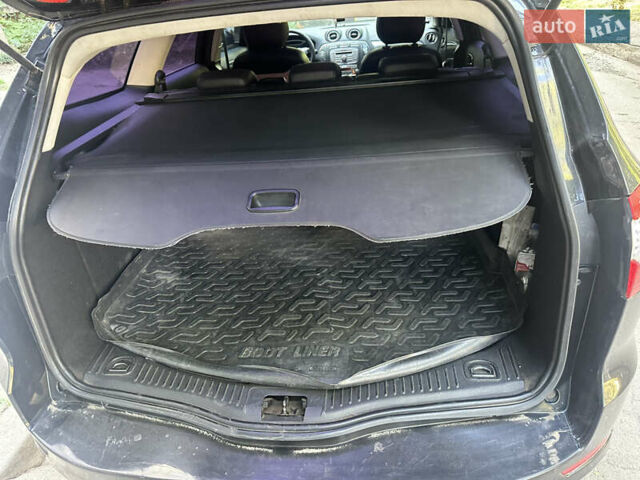 Черный Форд Мондео, объемом двигателя 2 л и пробегом 335 тыс. км за 5650 $, фото 4 на Automoto.ua