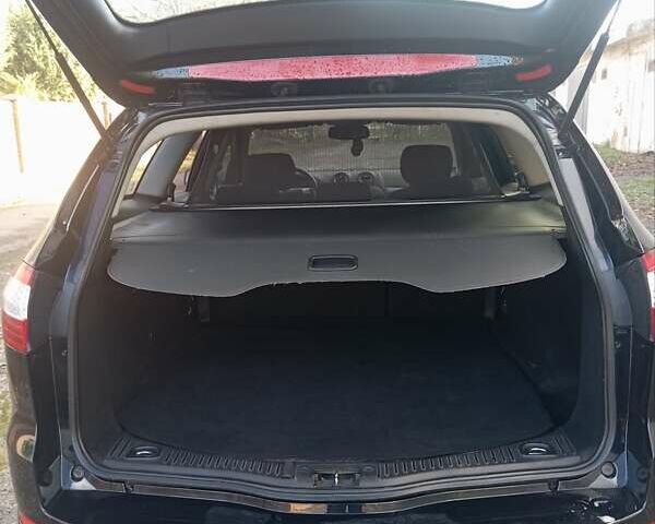 Чорний Форд Мондео, об'ємом двигуна 2 л та пробігом 317 тис. км за 4950 $, фото 10 на Automoto.ua