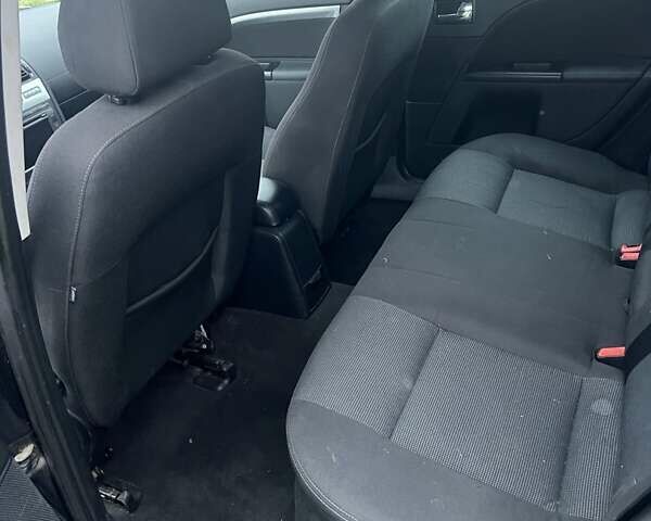 Черный Форд Мондео, объемом двигателя 2 л и пробегом 250 тыс. км за 3135 $, фото 15 на Automoto.ua