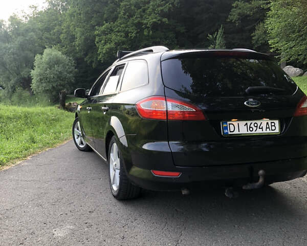 Черный Форд Мондео, объемом двигателя 2 л и пробегом 270 тыс. км за 5800 $, фото 6 на Automoto.ua