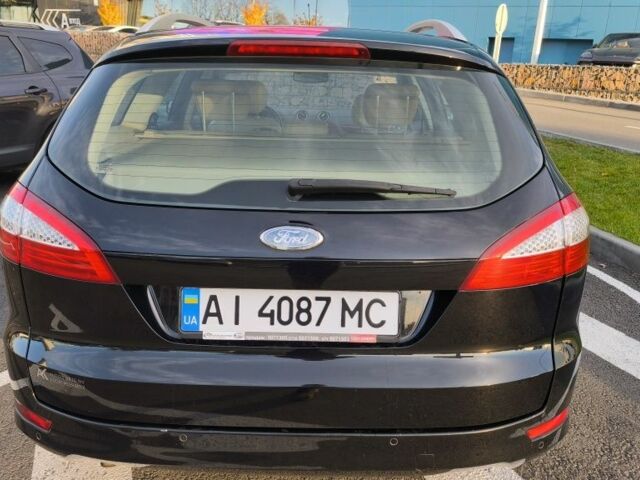 Черный Форд Мондео, объемом двигателя 0 л и пробегом 279 тыс. км за 6700 $, фото 6 на Automoto.ua