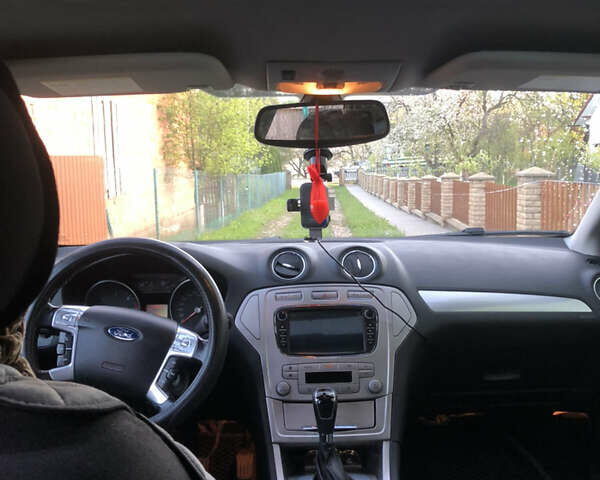 Черный Форд Мондео, объемом двигателя 2 л и пробегом 270 тыс. км за 5800 $, фото 17 на Automoto.ua