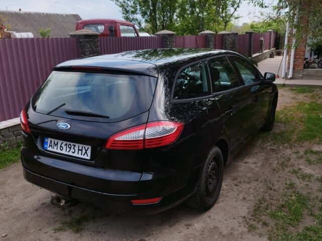 Черный Форд Мондео, объемом двигателя 1.6 л и пробегом 288 тыс. км за 6000 $, фото 1 на Automoto.ua