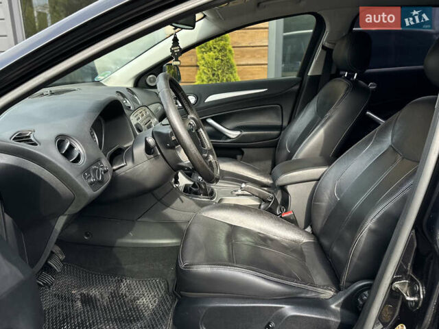 Чорний Форд Мондео, об'ємом двигуна 2 л та пробігом 265 тис. км за 8600 $, фото 29 на Automoto.ua