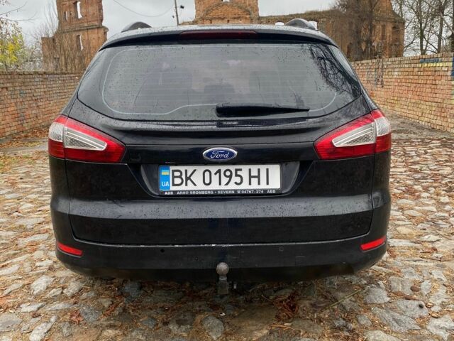 Чорний Форд Мондео, об'ємом двигуна 2 л та пробігом 270 тис. км за 4300 $, фото 3 на Automoto.ua