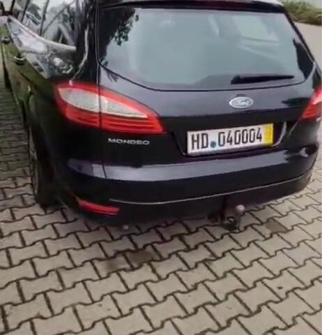 Черный Форд Мондео, объемом двигателя 2 л и пробегом 302 тыс. км за 2750 $, фото 1 на Automoto.ua