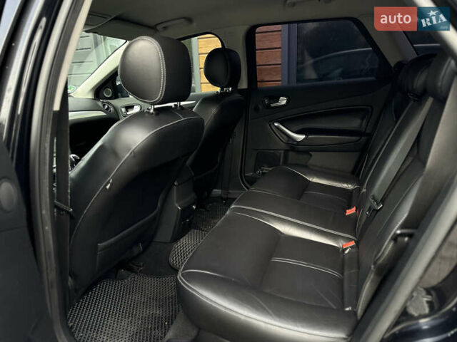 Чорний Форд Мондео, об'ємом двигуна 2 л та пробігом 265 тис. км за 8600 $, фото 50 на Automoto.ua