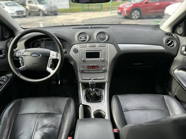 Форд Мондео 2008 в Львове на Automoto.ua Черный Форд Мондео, объемом двигателя 2 л и пробегом 265 тыс. км за 8600 $, фото 16 на Automoto.ua