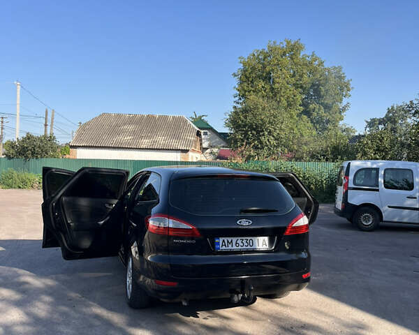 Чорний Форд Мондео, об'ємом двигуна 1.6 л та пробігом 259 тис. км за 6950 $, фото 28 на Automoto.ua