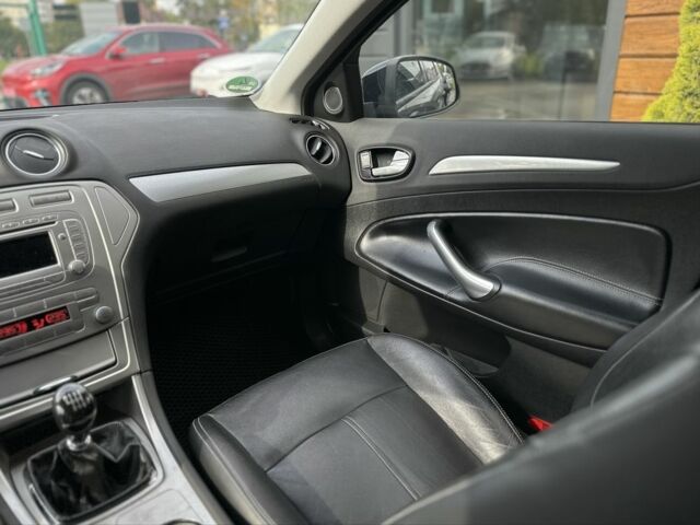 Форд Мондео 2008 в Львове на Automoto.ua Черный Форд Мондео, объемом двигателя 2 л и пробегом 265 тыс. км за 8600 $, фото 21 на Automoto.ua