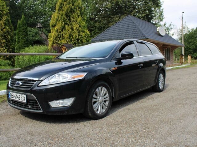 Чорний Форд Мондео, об'ємом двигуна 1.8 л та пробігом 295 тис. км за 4600 $, фото 1 на Automoto.ua