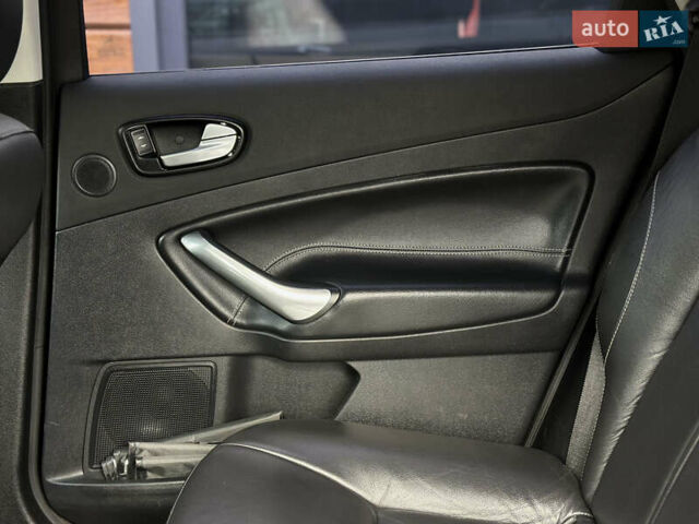 Чорний Форд Мондео, об'ємом двигуна 2 л та пробігом 265 тис. км за 8600 $, фото 51 на Automoto.ua