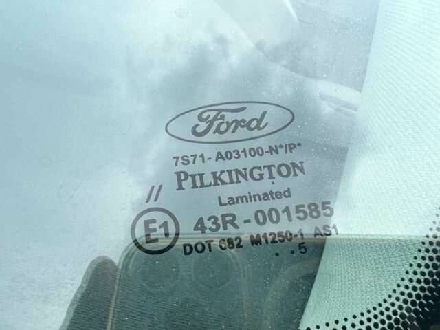 Чорний Форд Мондео, об'ємом двигуна 1.8 л та пробігом 295 тис. км за 4600 $, фото 14 на Automoto.ua