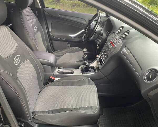 Форд Мондео 2008 в Корце на Automoto.ua Черный Форд Мондео, объемом двигателя 2 л и пробегом 270 тыс. км за 4800 $, фото 22 на Automoto.ua