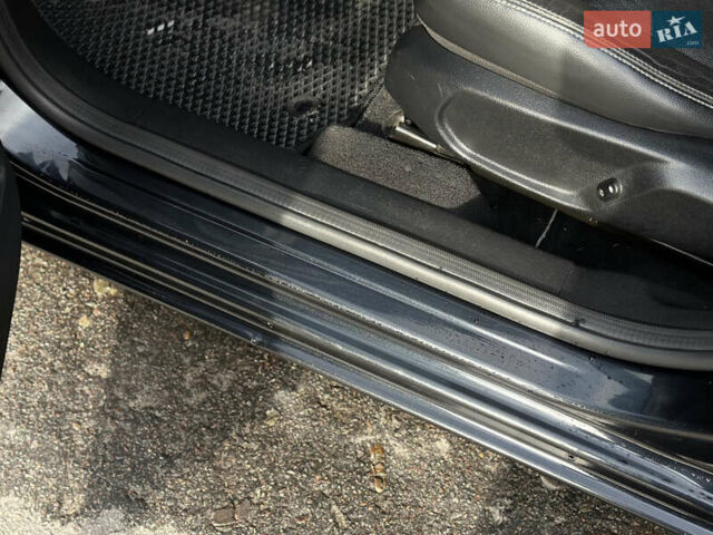 Чорний Форд Мондео, об'ємом двигуна 2 л та пробігом 265 тис. км за 8600 $, фото 27 на Automoto.ua