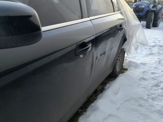 Чорний Форд Мондео, об'ємом двигуна 2 л та пробігом 250 тис. км за 2500 $, фото 2 на Automoto.ua