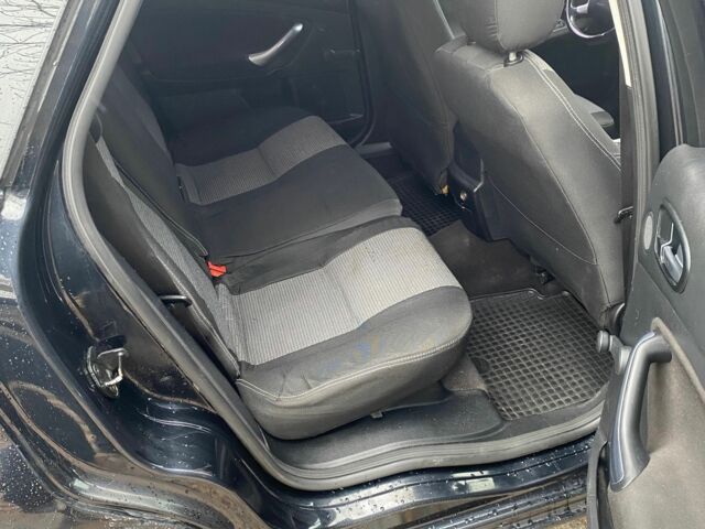 Чорний Форд Мондео, об'ємом двигуна 2 л та пробігом 270 тис. км за 4300 $, фото 7 на Automoto.ua