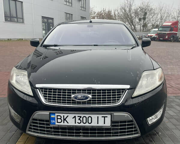 Черный Форд Мондео, объемом двигателя 2 л и пробегом 290 тыс. км за 6600 $, фото 5 на Automoto.ua