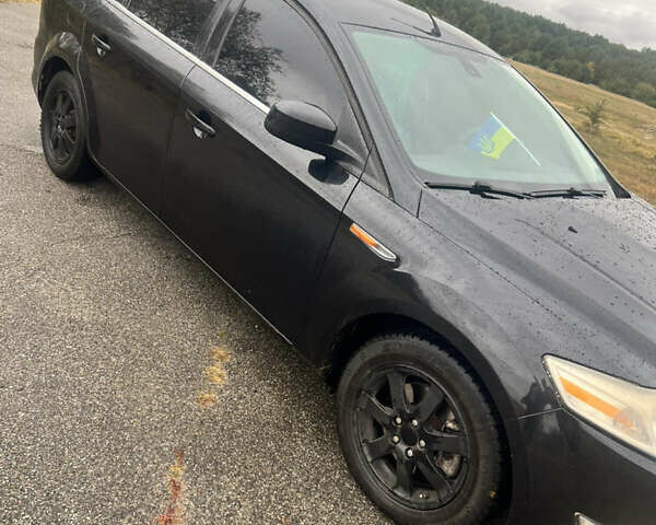 Форд Мондео 2008 в Чернигове на Automoto.ua Черный Форд Мондео, объемом двигателя 2 л и пробегом 324 тыс. км за 7000 $, фото 2 на Automoto.ua