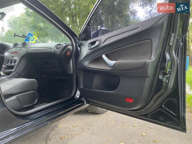 Форд Мондео 2008 в Корце на Automoto.ua Черный Форд Мондео, объемом двигателя 2 л и пробегом 270 тыс. км за 4800 $, фото 19 на Automoto.ua