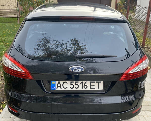 Черный Форд Мондео, объемом двигателя 1.8 л и пробегом 291 тыс. км за 6200 $, фото 1 на Automoto.ua