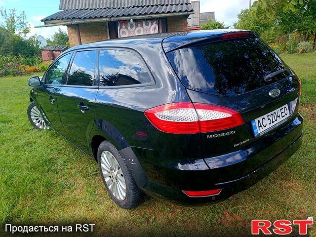 Черный Форд Мондео, объемом двигателя 1.8 л и пробегом 215 тыс. км за 6200 $, фото 1 на Automoto.ua