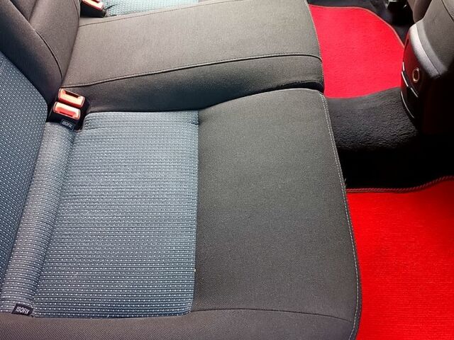 Черный Форд Мондео, объемом двигателя 1.8 л и пробегом 215 тыс. км за 6200 $, фото 6 на Automoto.ua