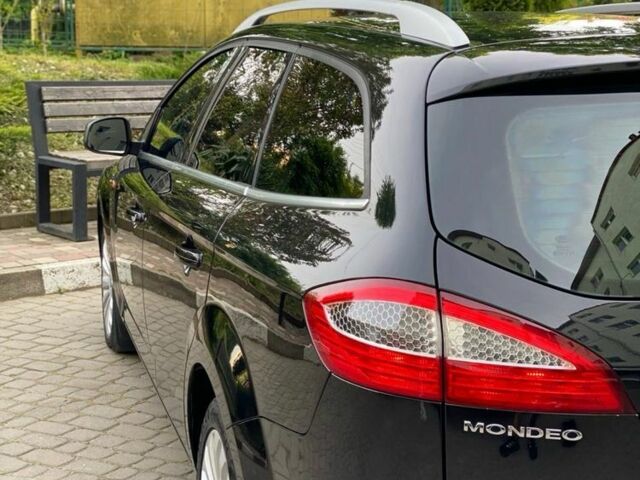 Черный Форд Мондео, объемом двигателя 2 л и пробегом 238 тыс. км за 7850 $, фото 10 на Automoto.ua