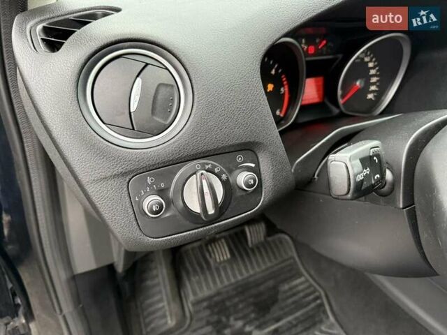 Черный Форд Мондео, объемом двигателя 2 л и пробегом 315 тыс. км за 4300 $, фото 11 на Automoto.ua