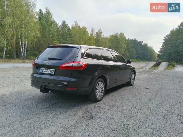 Черный Форд Мондео, объемом двигателя 1.8 л и пробегом 345 тыс. км за 6800 $, фото 4 на Automoto.ua