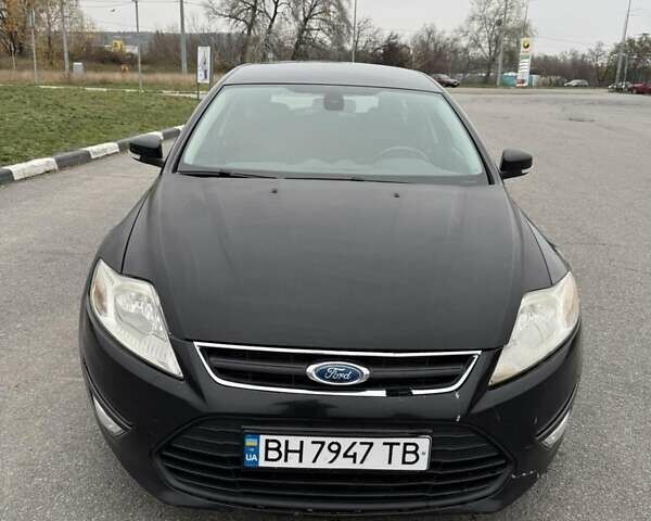 Черный Форд Мондео, объемом двигателя 2 л и пробегом 315 тыс. км за 4300 $, фото 1 на Automoto.ua