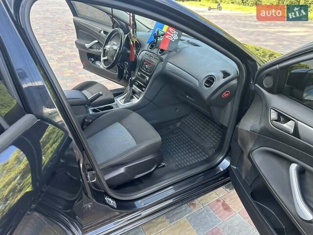 Черный Форд Мондео, объемом двигателя 2 л и пробегом 280 тыс. км за 7100 $, фото 7 на Automoto.ua