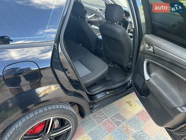 Черный Форд Мондео, объемом двигателя 2 л и пробегом 280 тыс. км за 6950 $, фото 6 на Automoto.ua