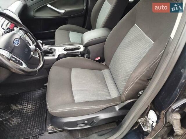 Чорний Форд Мондео, об'ємом двигуна 2 л та пробігом 286 тис. км за 6300 $, фото 22 на Automoto.ua