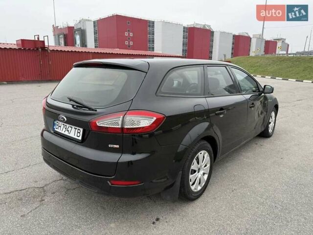 Черный Форд Мондео, объемом двигателя 2 л и пробегом 315 тыс. км за 4300 $, фото 21 на Automoto.ua